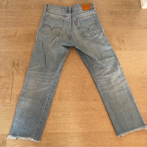 Levis Straight Leg Frayed Bottom Jeans - Picture 5 of 6